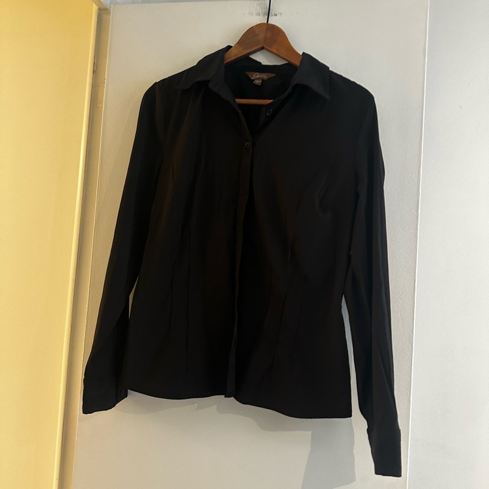 12p Jones New York Black Blouse Classic Design